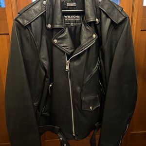 Wilson’s leather vintage leather jacket. Can be worn oversized for M/L